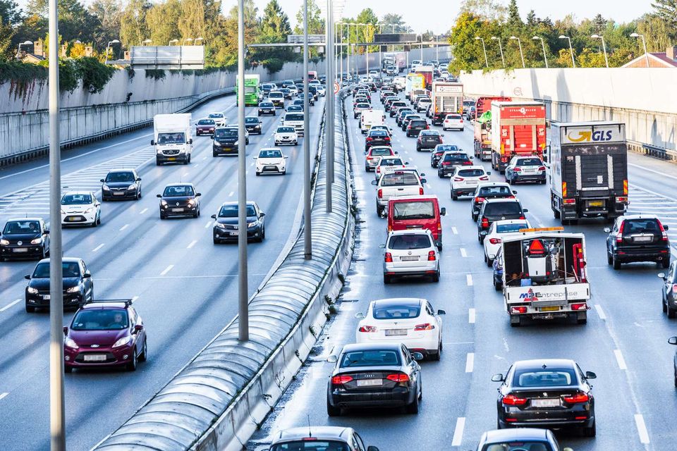 Danskerne holder i kø for milliarder