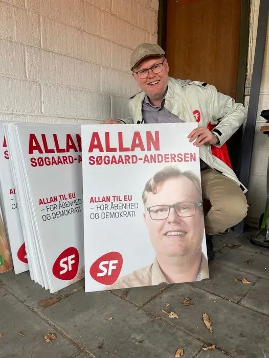 Lørdag kommer valgplakaterne op
