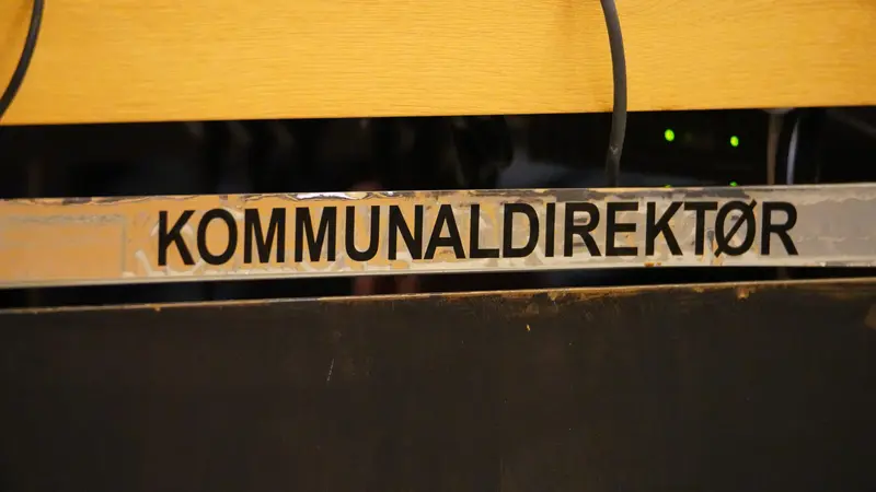 Kommunechefer vælter sig i millioner