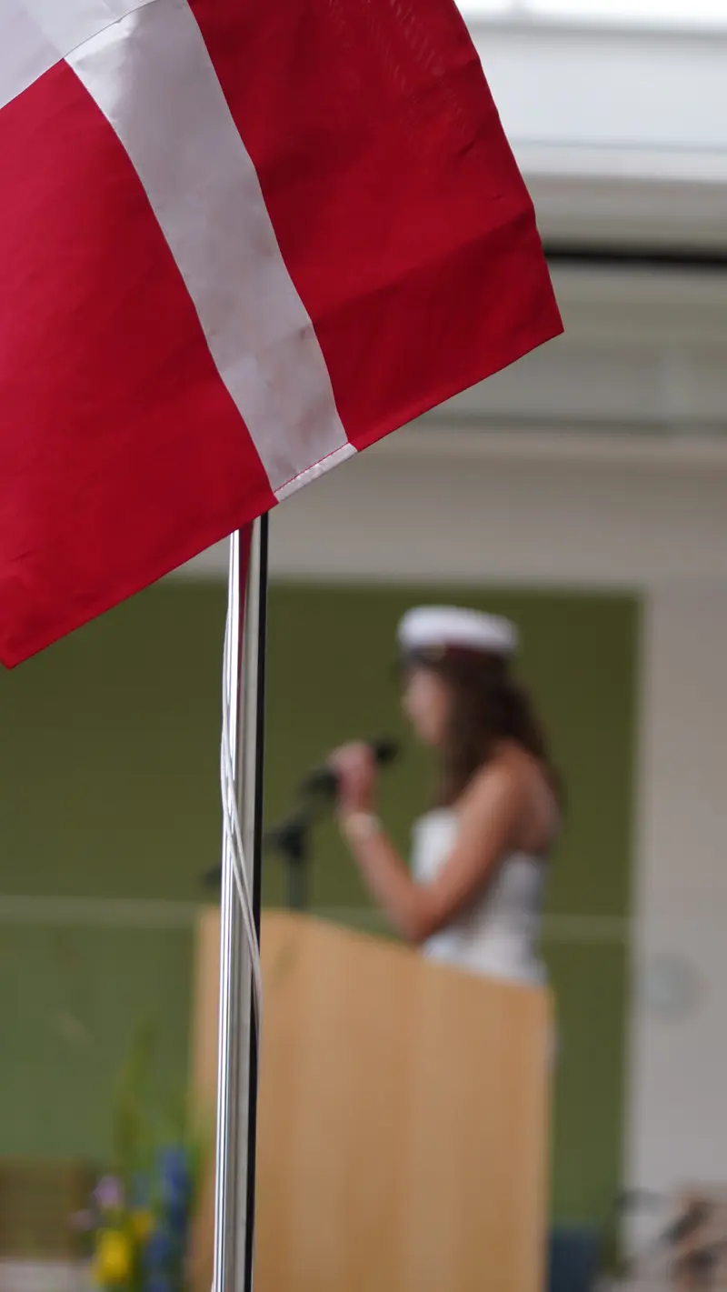 Dimission på Fredericia Gymnasium: En dag fyldt med glæde, vemod og sammenhold