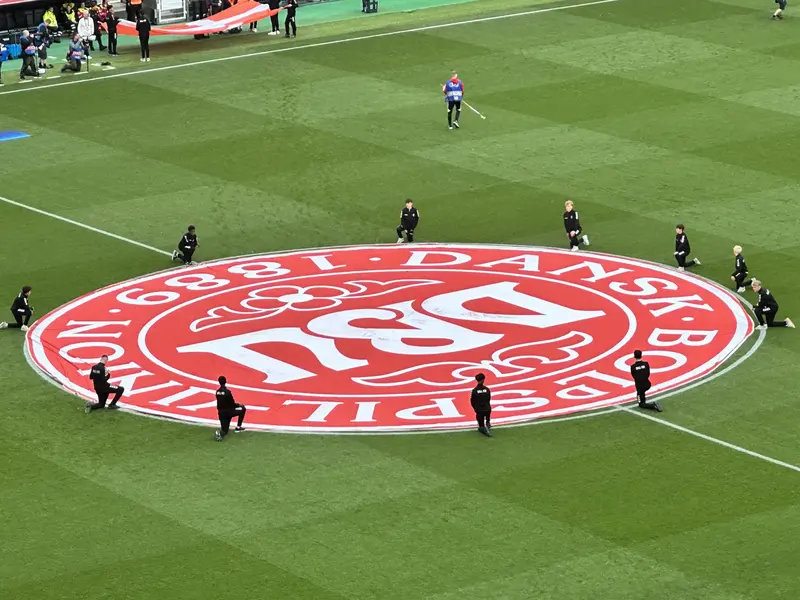 Nu går det løs for Danmark