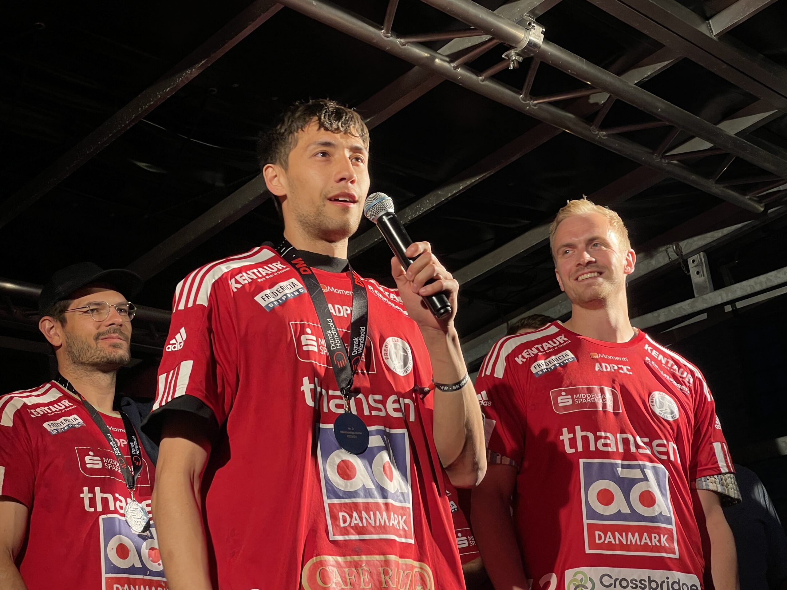 Fredericia Håndboldklub forlænger med nøglespiller Kasper Young frem til 2028