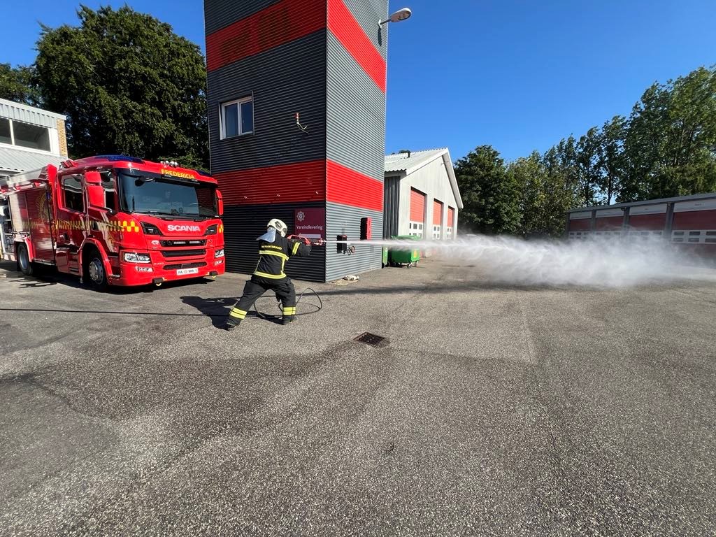 Fredericia Brandstation modtager ny specialsprøjte