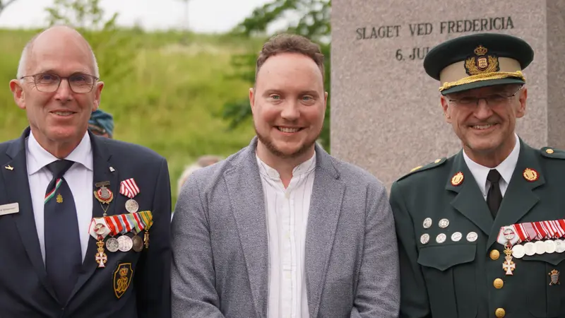 Ny statue af General De Meza blev afsløret