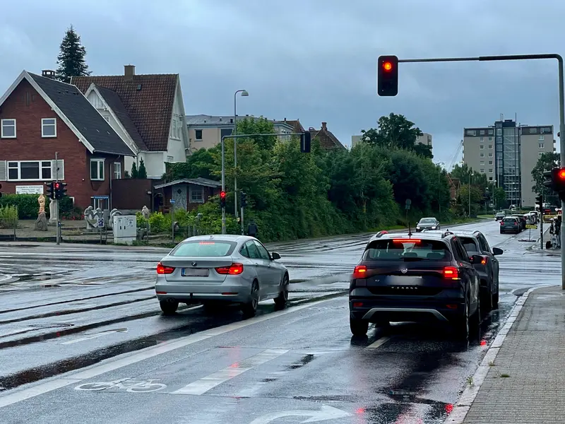 Kommune ser ikke problemer i farligt vejkryds