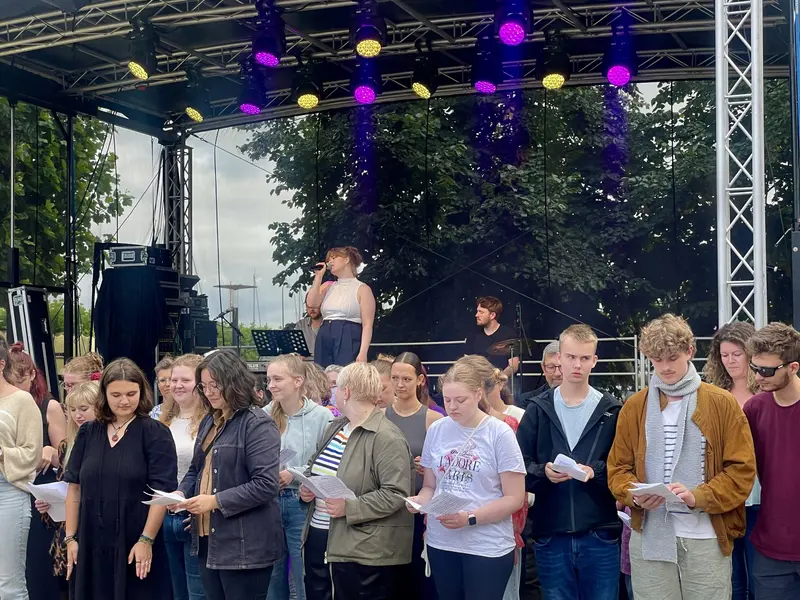 Musicalens Folkemøde skudt i gang med fest og fællesskab i Fredericia