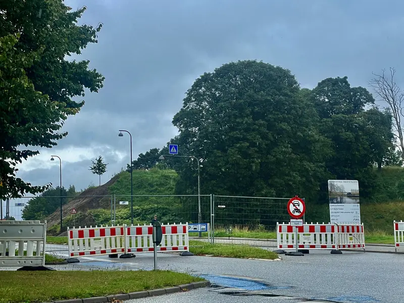 Store transporter kører gennem Fredericia når broer skal monteres 