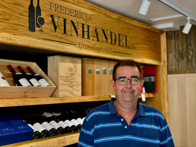 Henrik fejrer ti års jubilæum med Fredericia Vinhandel