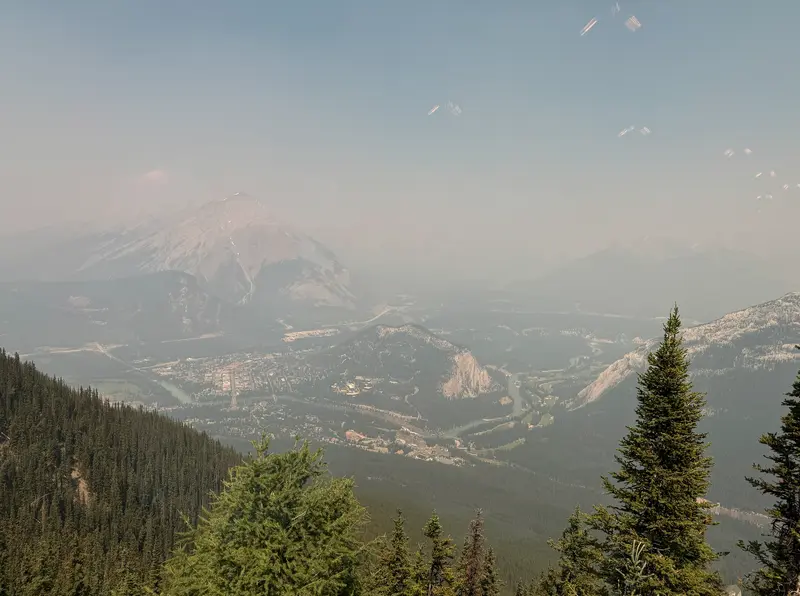 Skovbrandene i Canada kom tæt på