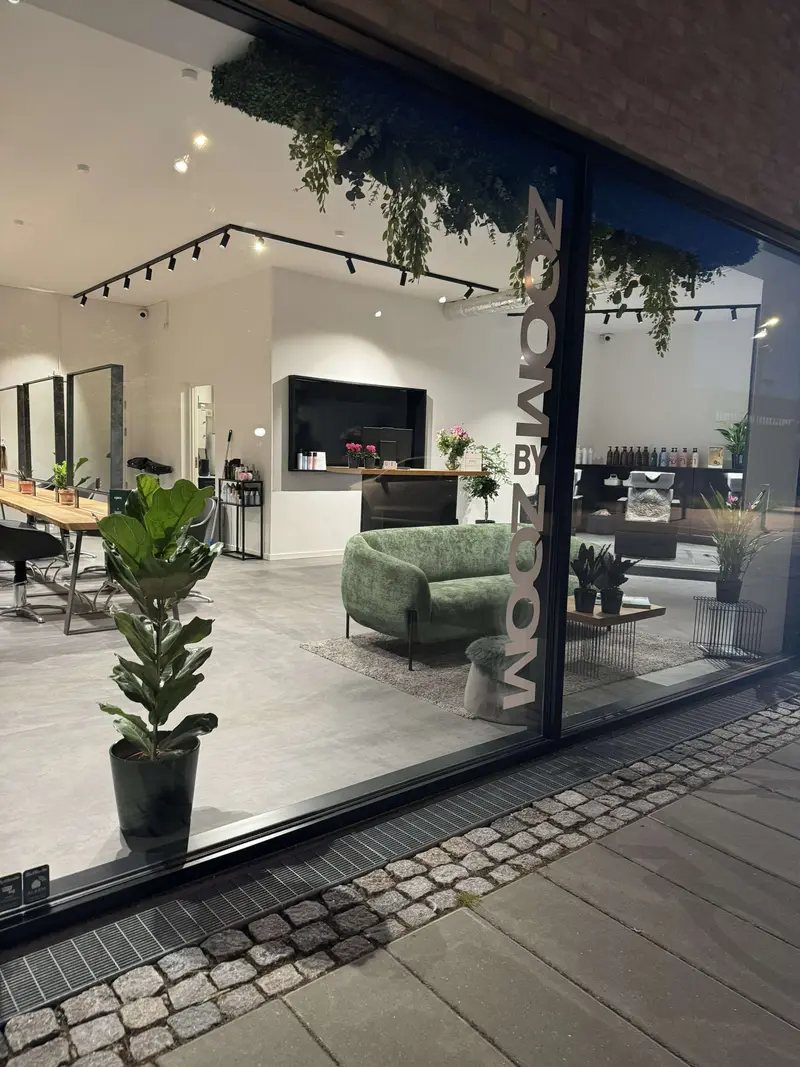 Frisørsalon åbnede i nye rammer