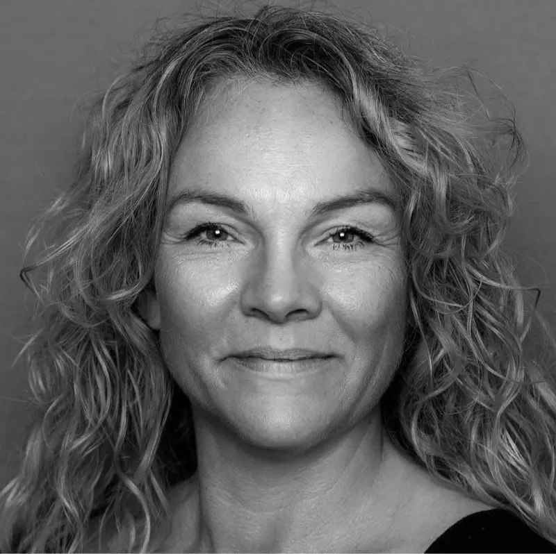 En verden i farver: En teaterkoncert, som får os til at tænke