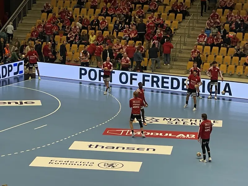 Live: FHK møder Gidsel og co.