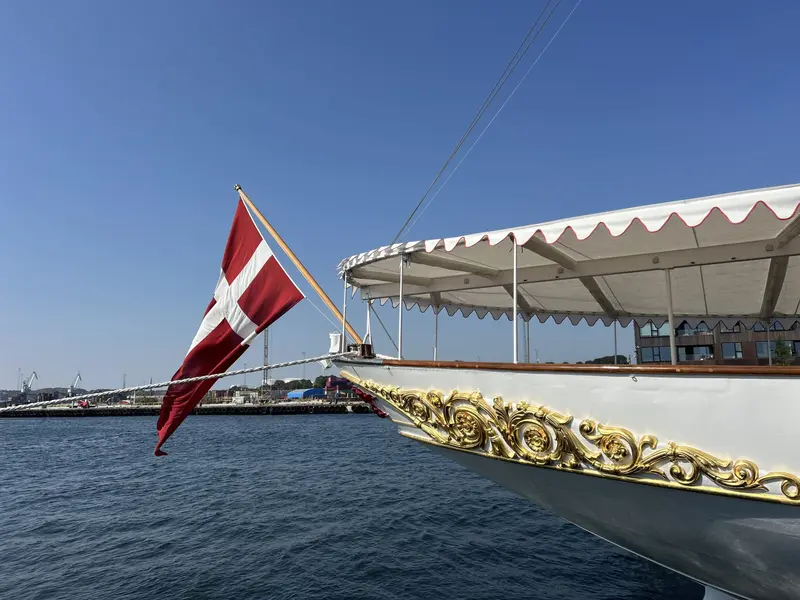 Ny regering på vej: Kongen modtager statsministeren på Dannebrog i aften