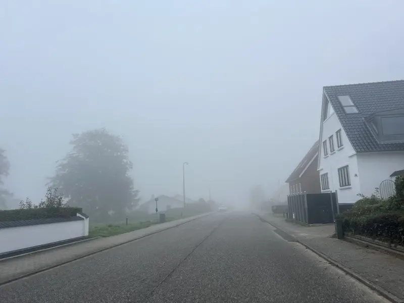 DMI varsler tæt tåge i store dele af landet