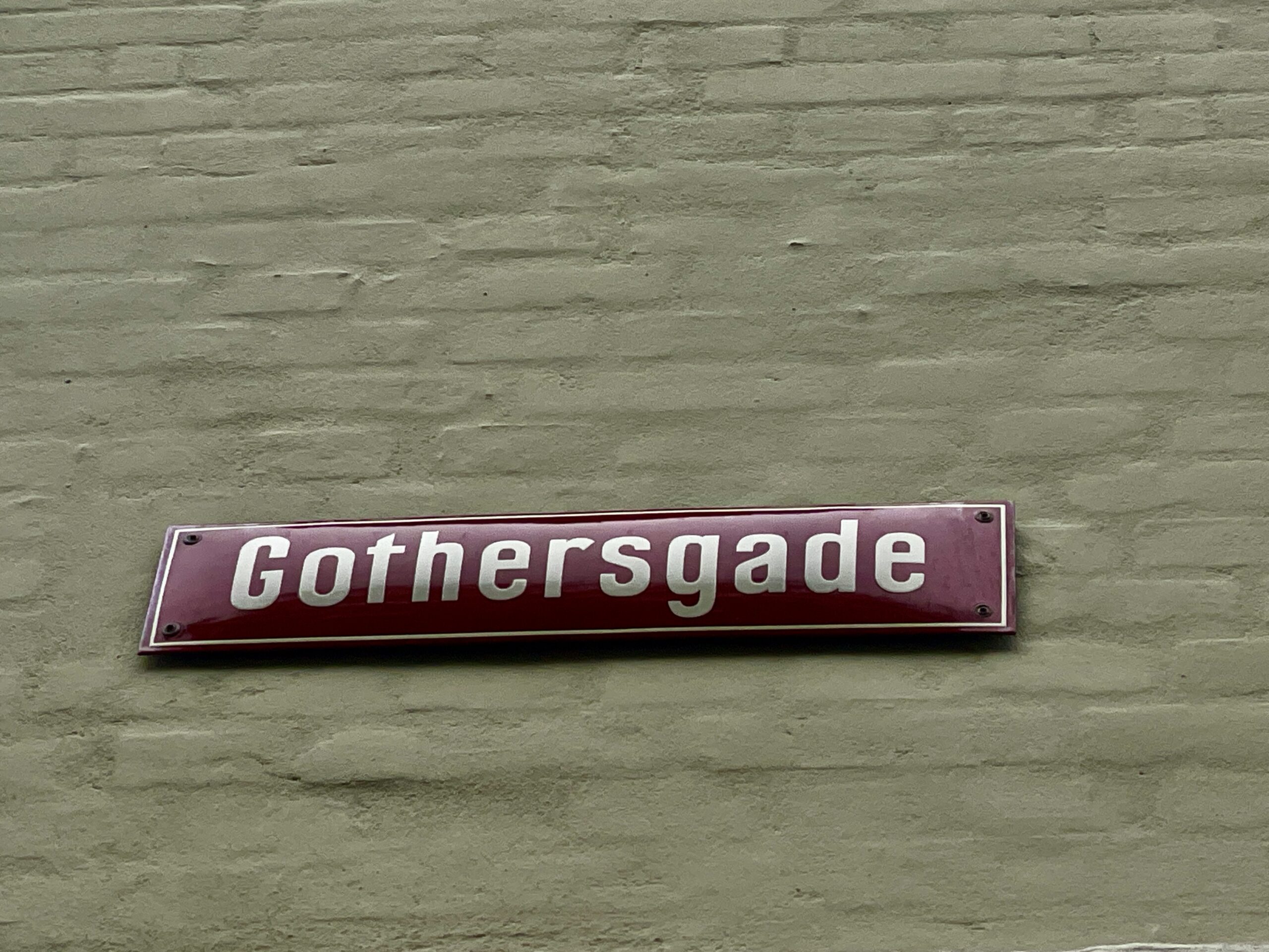 Lørdagsro brudt af slagsmål i Gothersgade