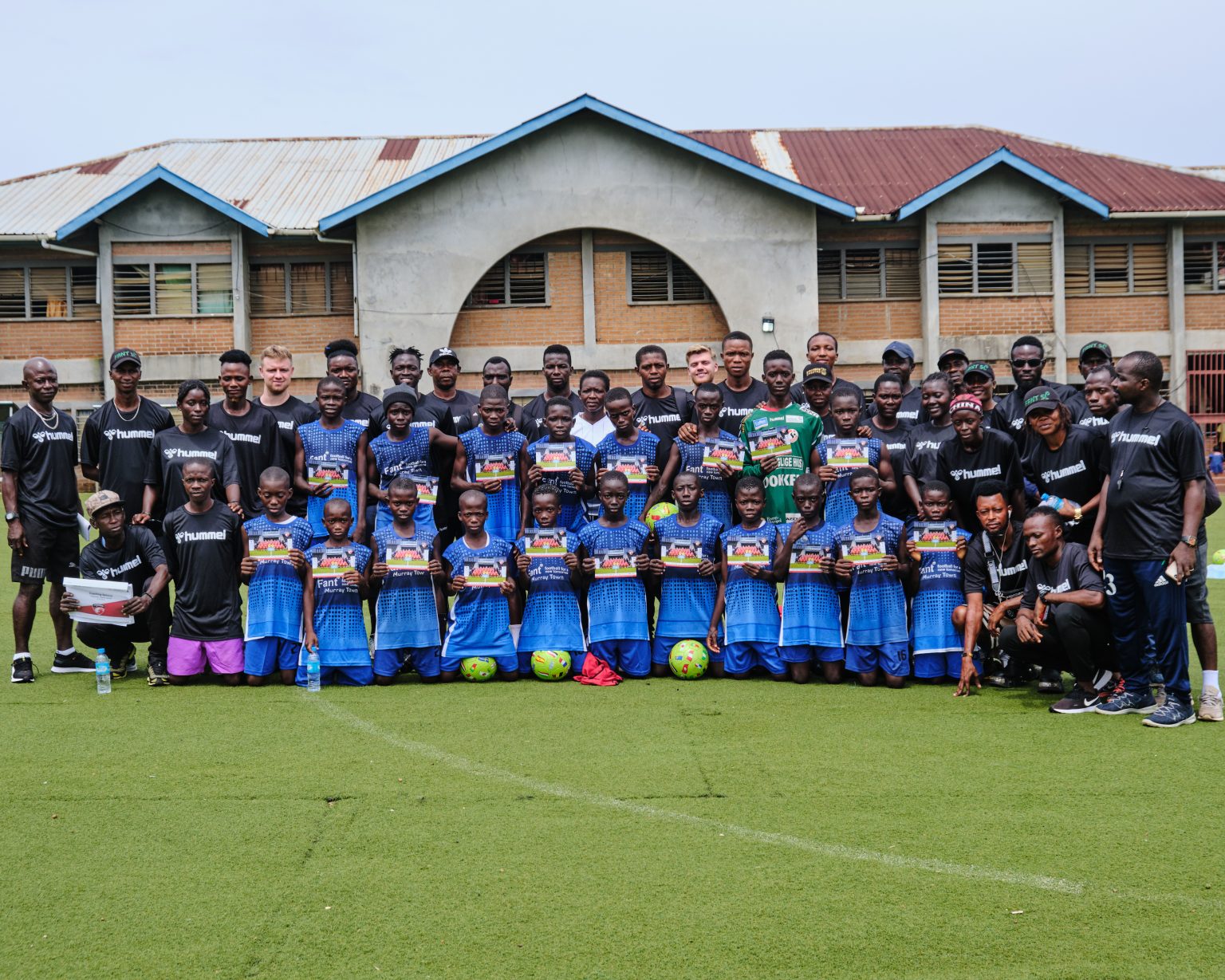 FC Fredericia besøgte FANT i Sierre Leone