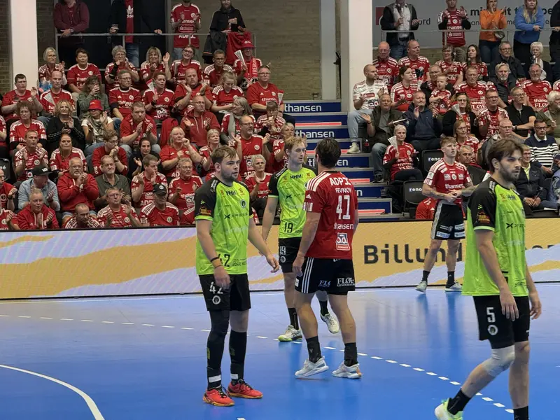 Live: FHK møder overraskende bundhold