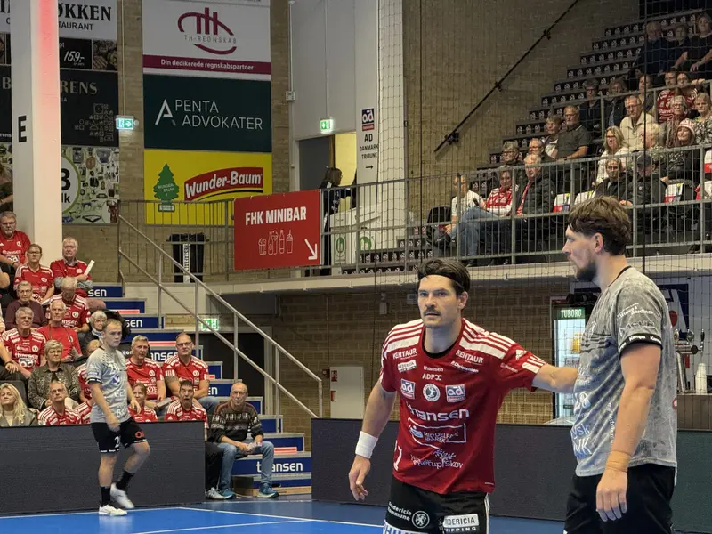 Stabil sæsonstart for FHK trods svære kampe