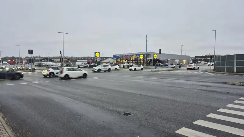 Lidl trækker sig fra lyskrydsprojekt efter kommunal fejl