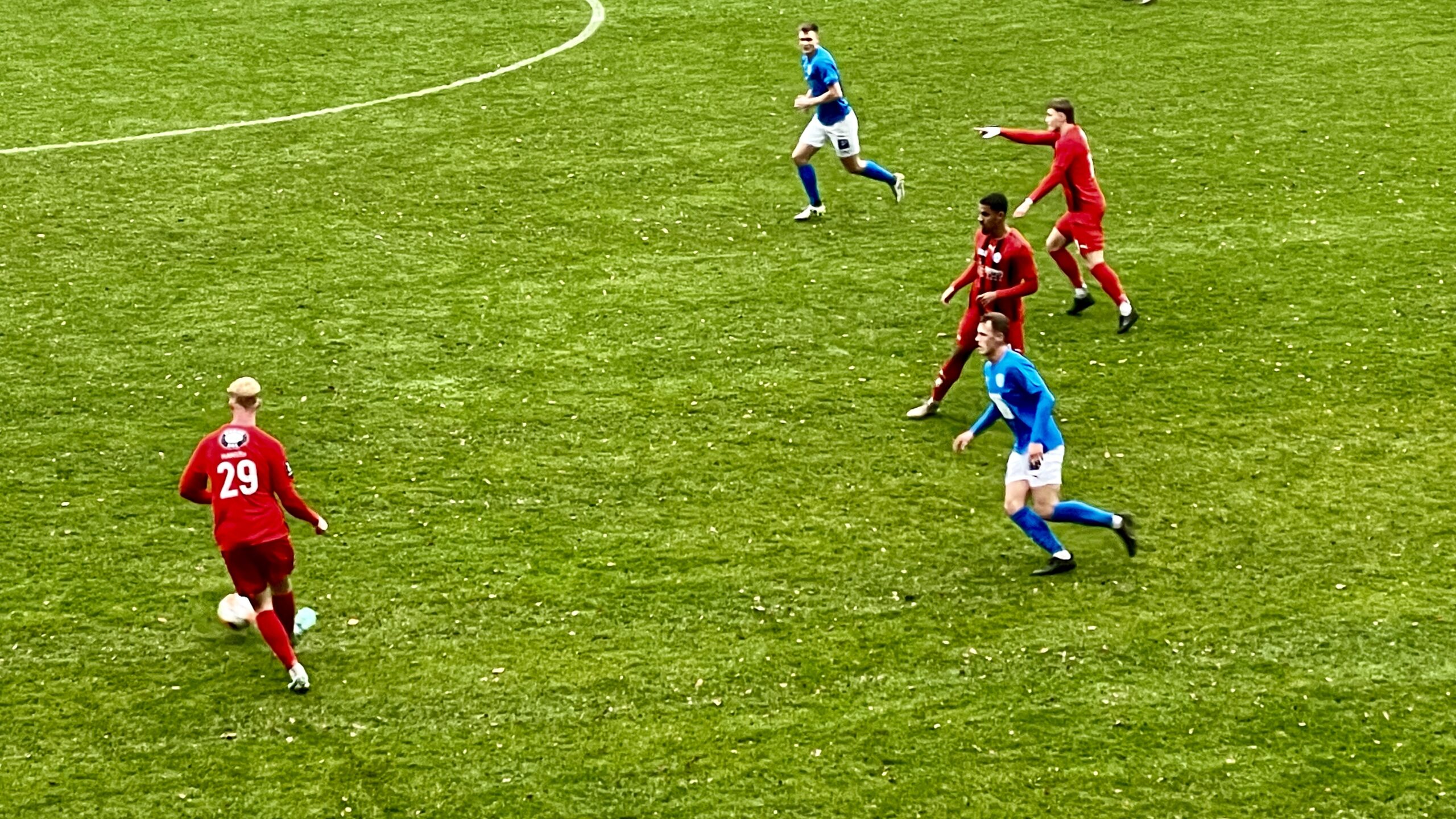 Middelfart-træner roser bredden