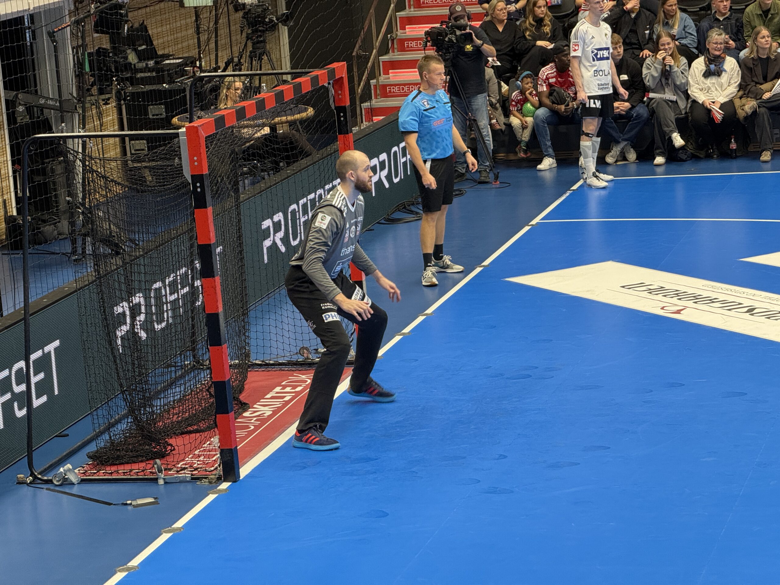 Frandsen lukkede af for FHK