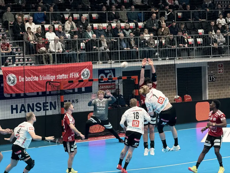 Storm-show og FHK-storspil sænker TTH