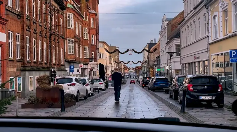Hvordan kører man korrekt i sivegaden i Fredericia?
