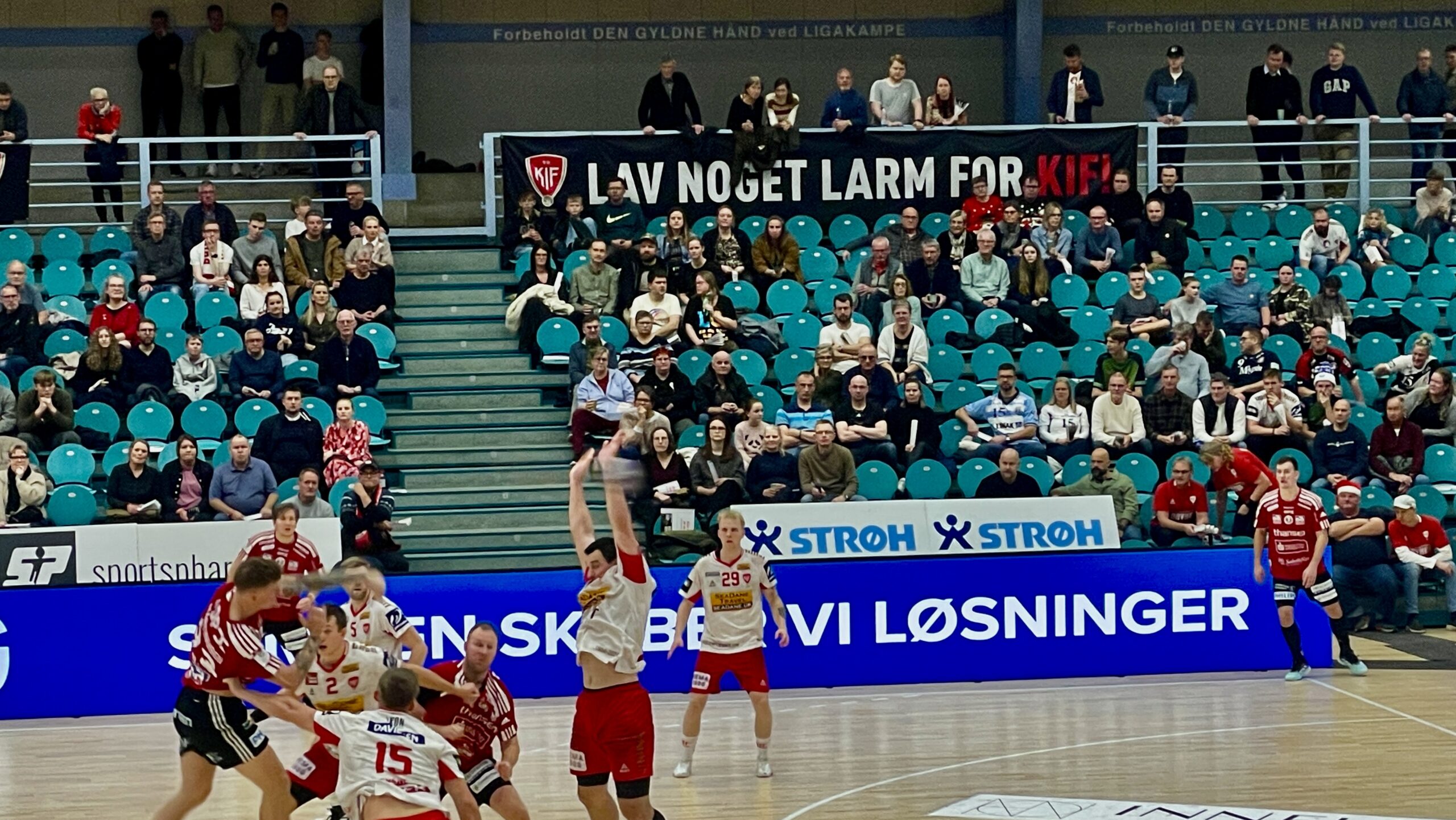 KIF i nedrykningsdrama: Nederlag onsdag betyder exit fra ligaen