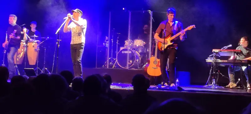 The Beat The Drum – The Runrig Experience