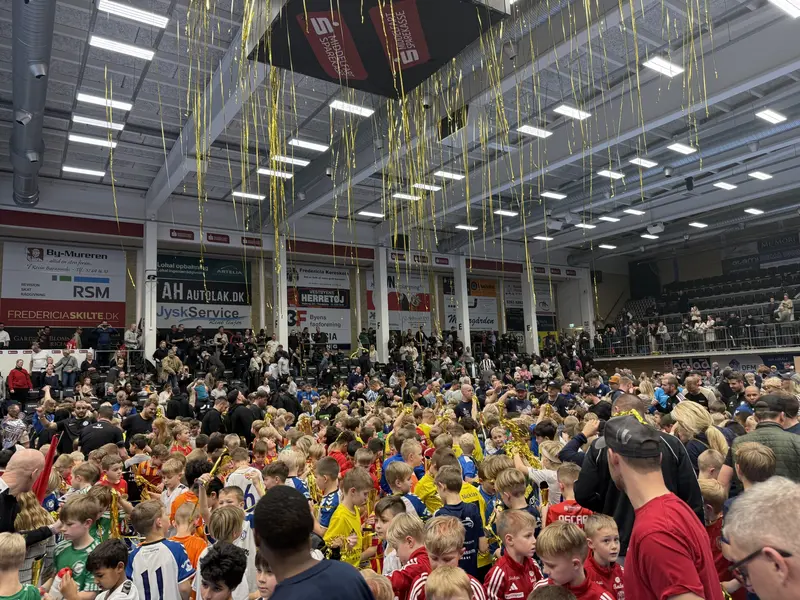 Indoor Liga Cup samlede tusinder i Fredericia Idrætscenter
