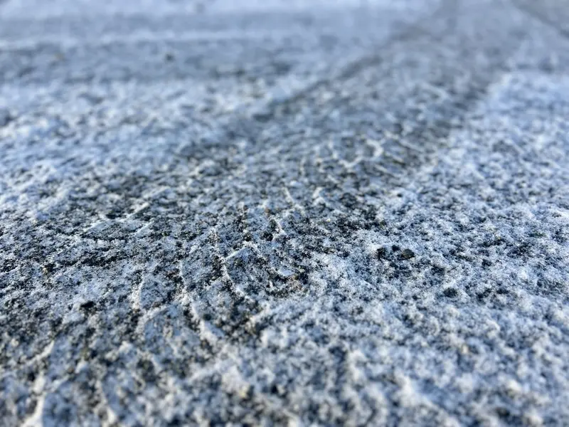 Frostgraderne bider sig fast