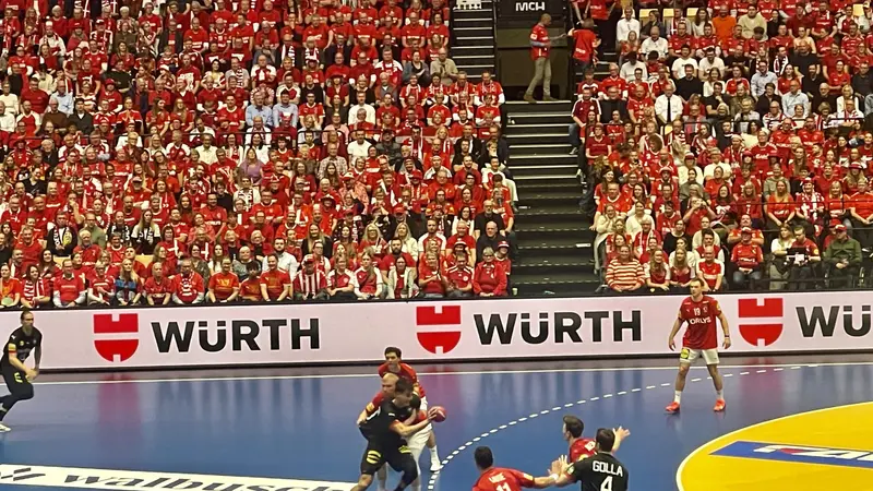 Danmark stormer i VM-finalen efter storsejr over Portugal