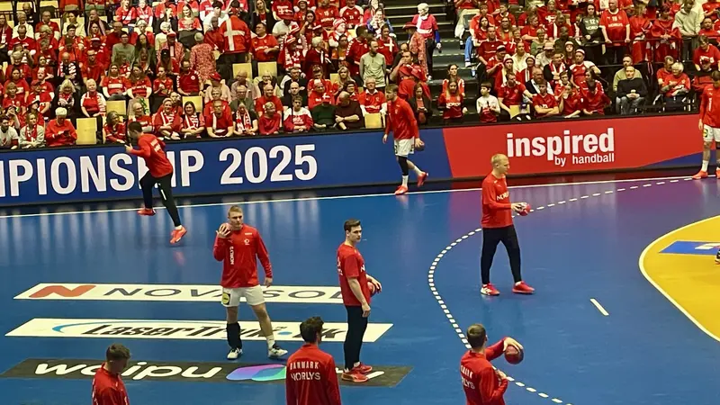 Live: Danmark kan kvalificere sig til VM-kvartfinalen