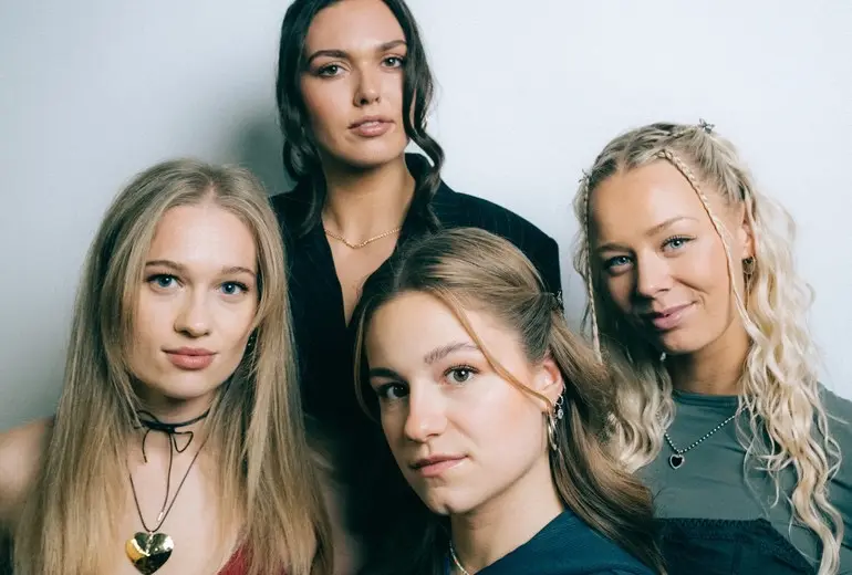 KRYD klar til at indtage Tøjhuset – ny dansk popgruppe på turné