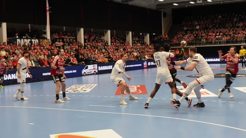 FHK kæmpede bravt, men tabte