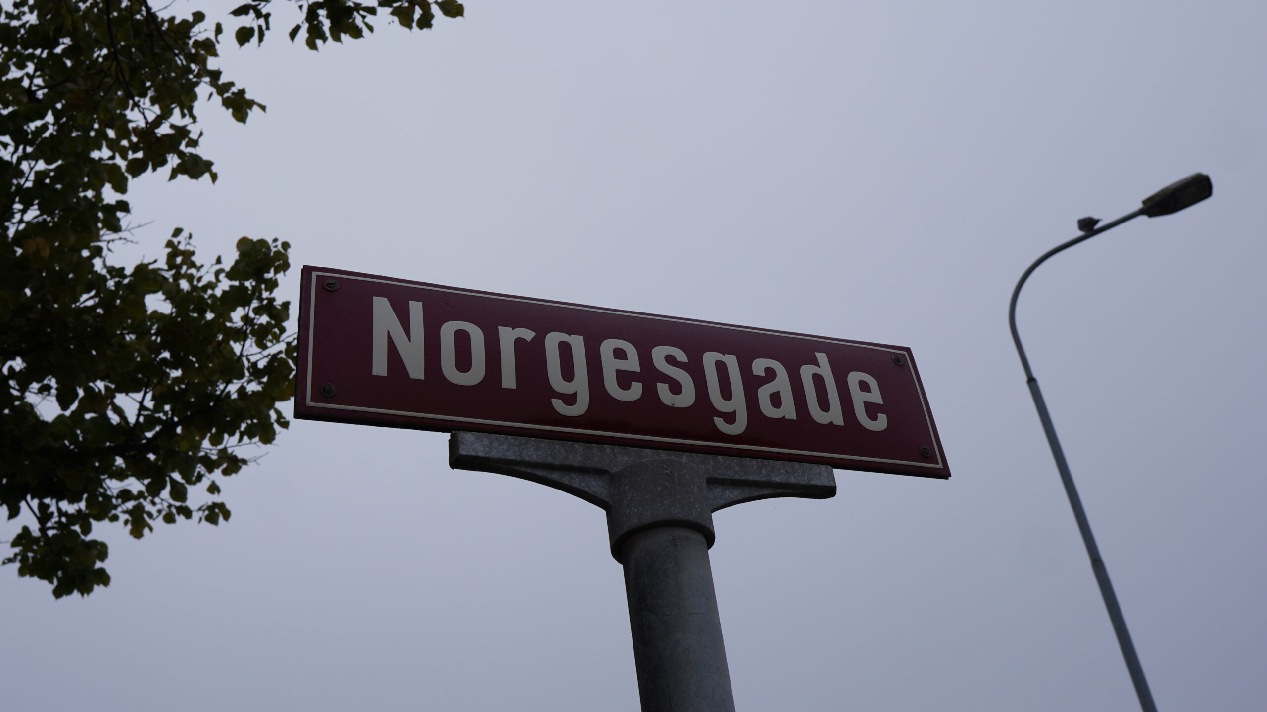 To 14-årige tilbageholdt for gaderøveri mod 16-årig i Fredericia
