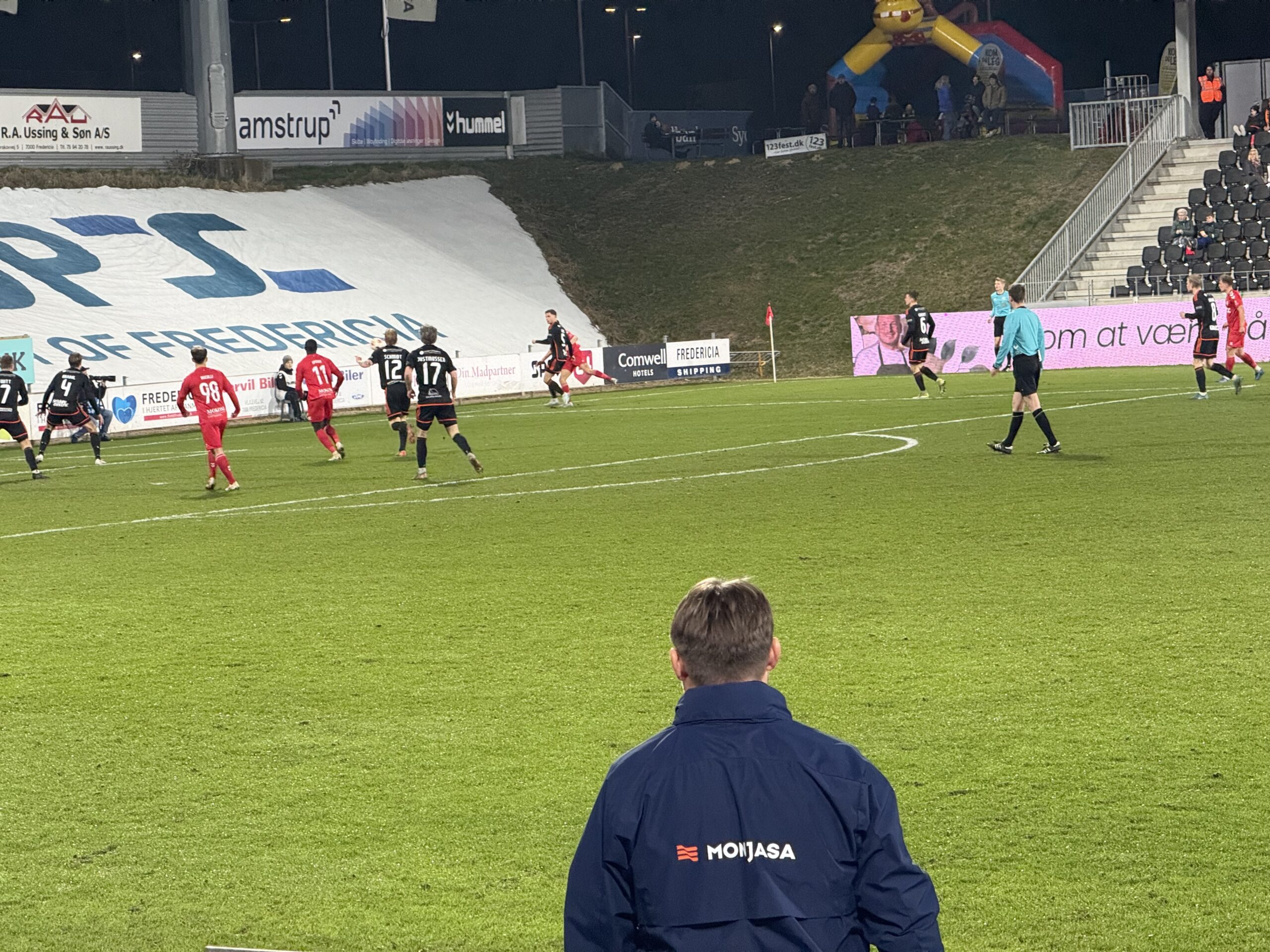 Hansen om den svære start: Forventningerne er skruet op