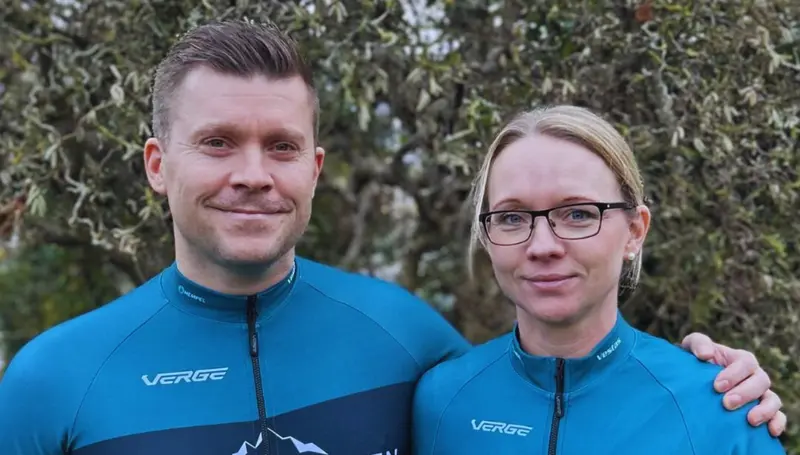 Fredericianer cykler Tour-bjerge for at støtte sin syge søster: »Jeg vil gøre fremtiden lysere«