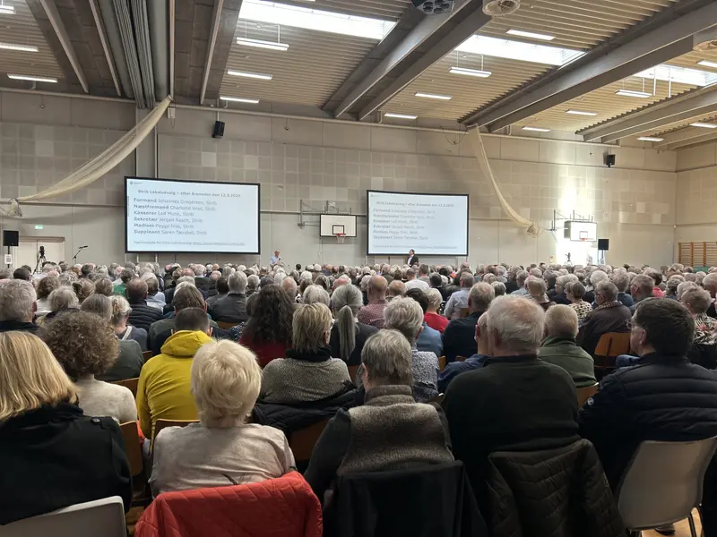 Strib strømmede til – byens fremtid samlede fuldt hus