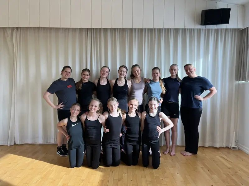 Discofeber, hiphopbeats og plads til alle – Fredericia indtager dansegulvet hos LB Dans