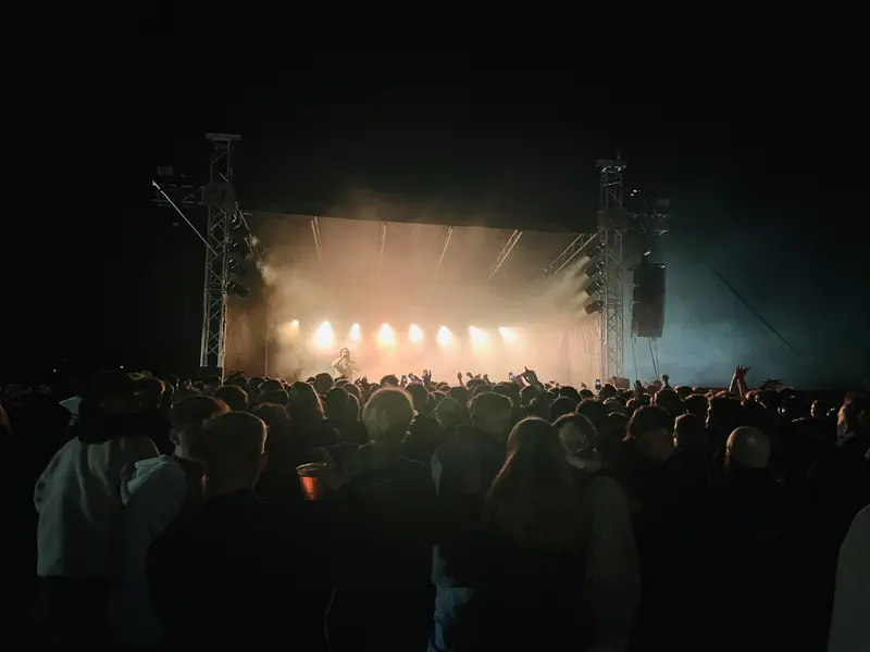 Fredericia Gymnasium åbnede dørene til stor musikfest med kendte navne på scenen