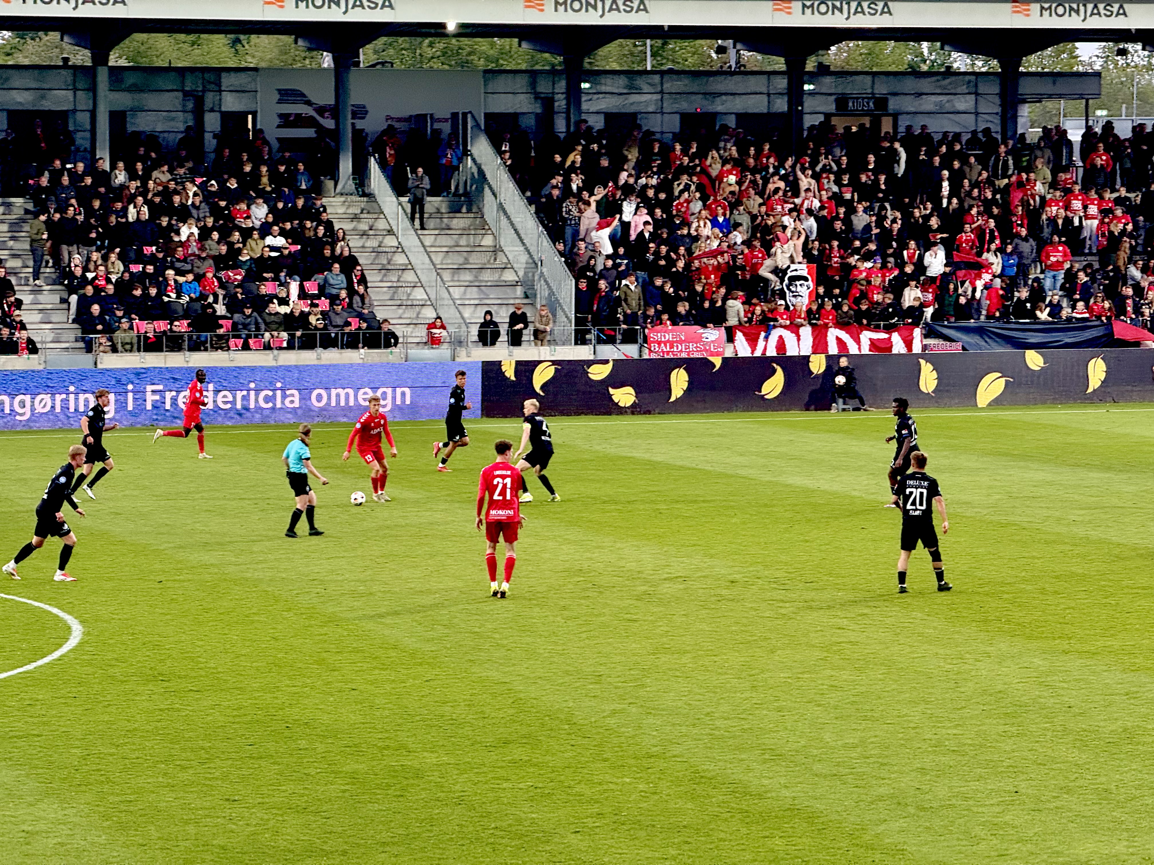 Lokalrivalerne besejret – nu kalder Superligaen