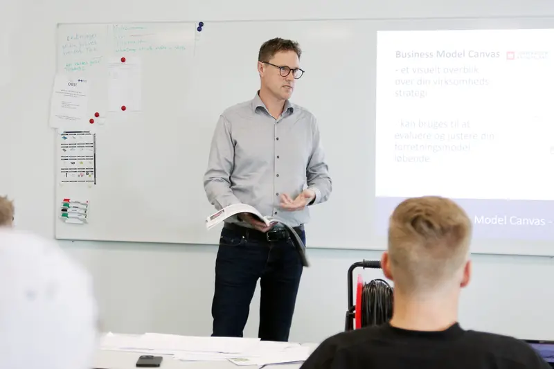 Tømrermester: Lærlinge med forretningsforståelse er en gevinst