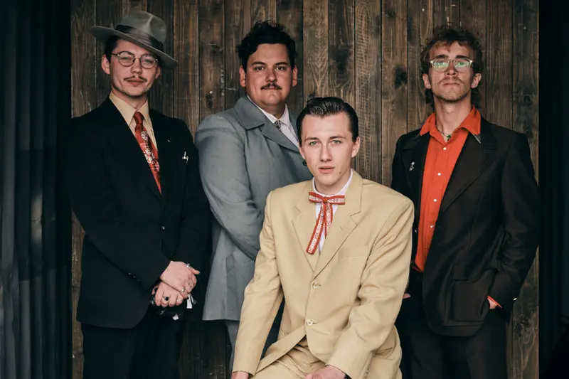 Den unge bluegrass-komet Jake Vaadeland vender tilbage til Danmark