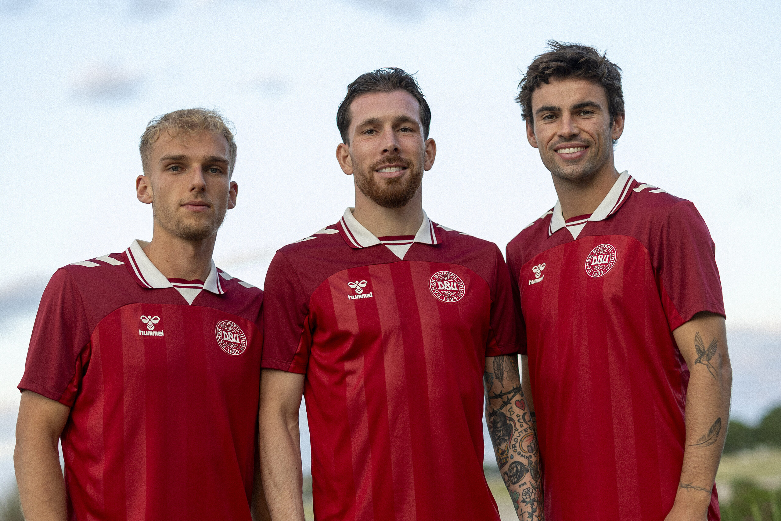 Parken får kvindelandsholdets EM-trøje at se – på herrespillerne
