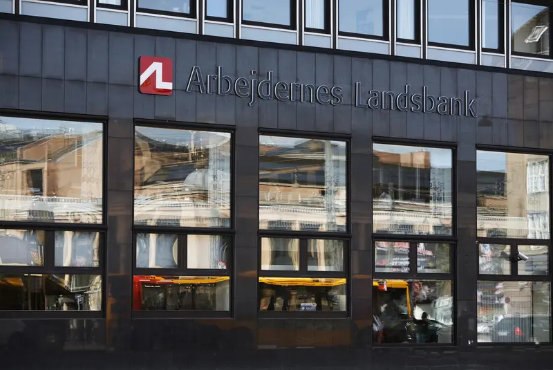 Arbejdernes Landsbank overtager PenSam Bank