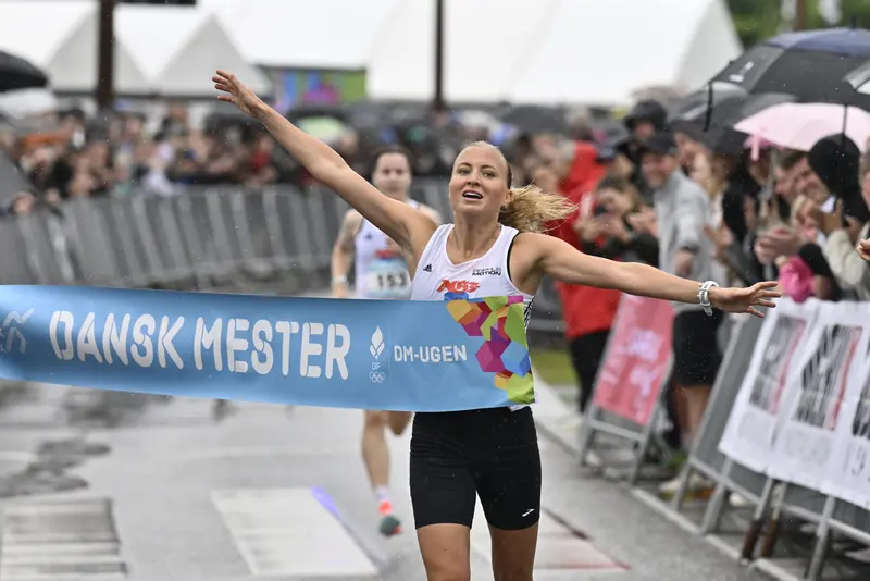 Fredericias Alberte Kjær Pedersen vinder DM-guld i 5 km gadeløb