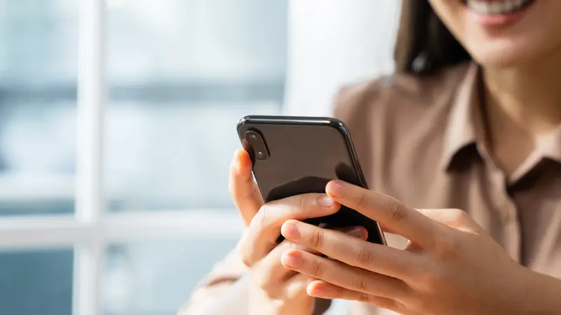 Ny analyse: Små ændringer kan hjælpe unge ud af afhængighed af sociale medier