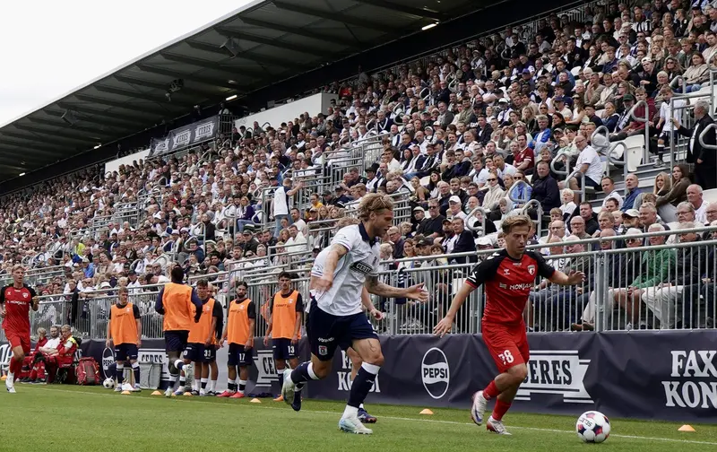 Agon Mucolli på månedens hold i Superligaen