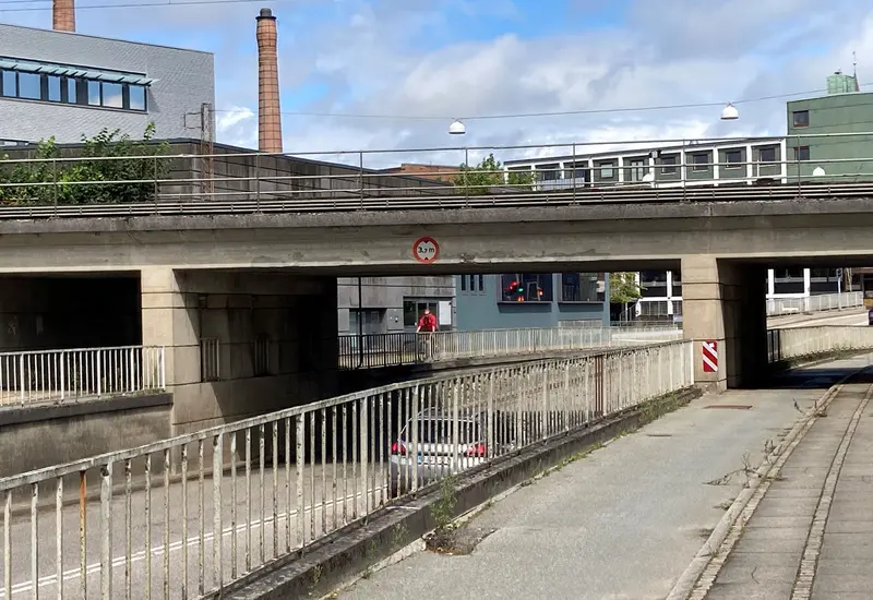 Trafikken påvirkes når rækværk på Bredgade skal udskiftes